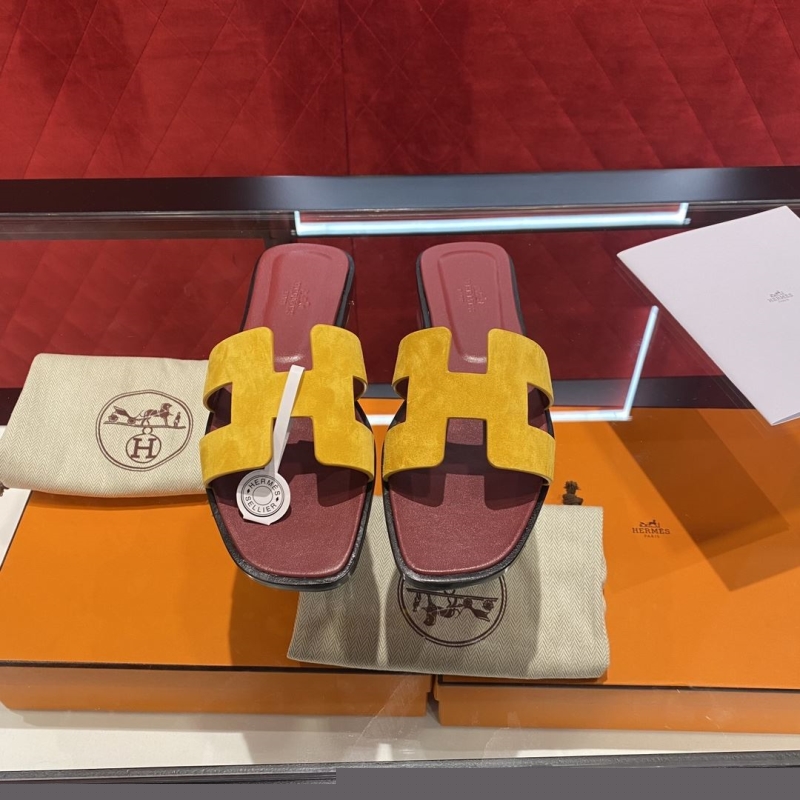H**mes slippers
